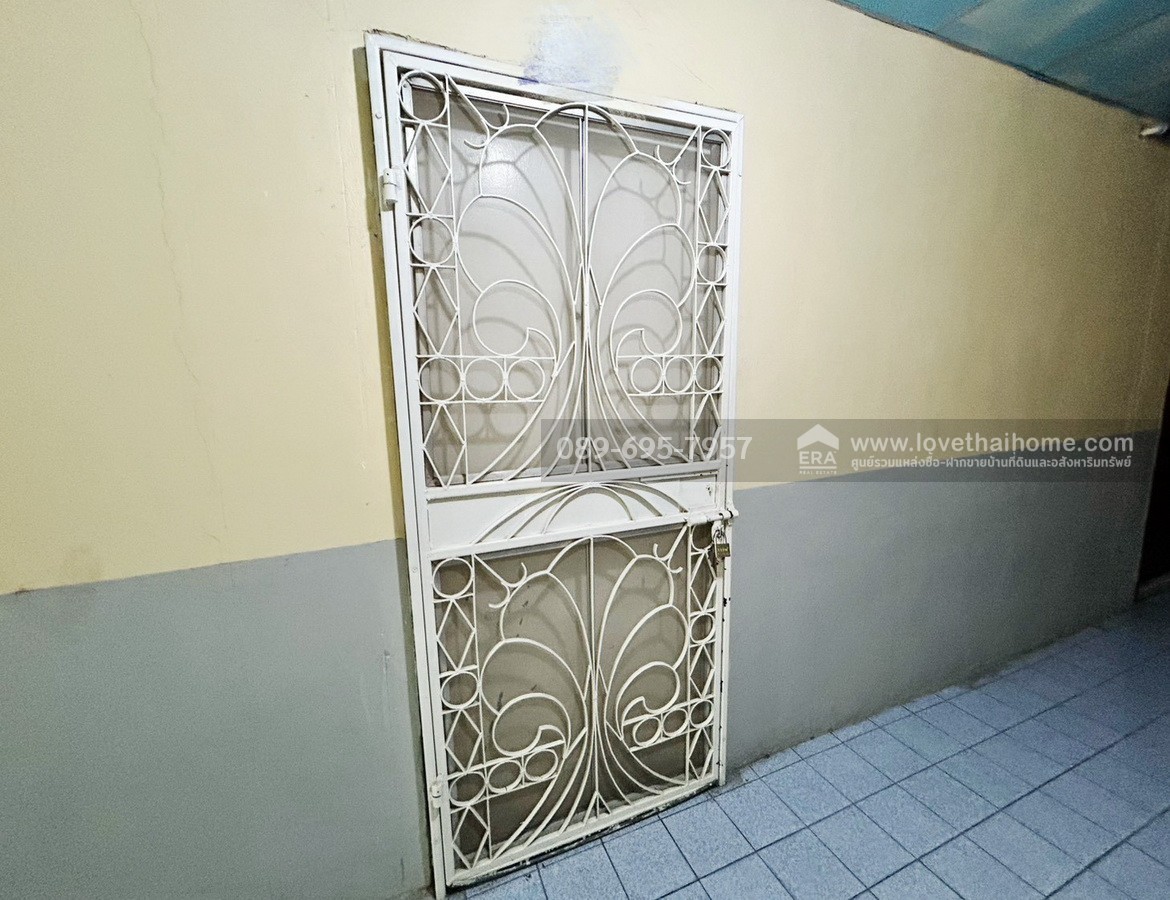 ขายคอนโดเพชรไพลิน พระยาสุเรนทร์35 ชั้น 9 เนื้อที่ 32.34 ตรม. ใกล้ รร.โสมาภาฯ วิวสวย ขายถูกเพียง 300,000 บาท ต่ำกว่าประเมิน