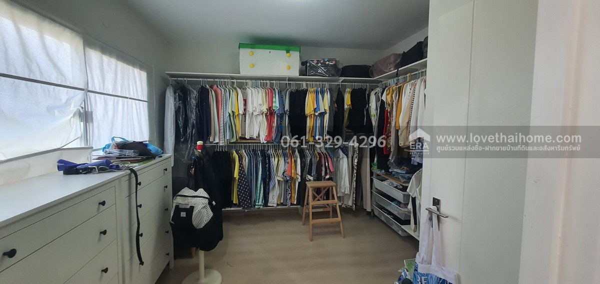 ขายทาวน์โฮม อินดี้ บางใหญ่ 2 นนทบุรี หลังมุม 19.5 ตรว. ใกล้รถไฟฟ้าสายสีม่วง-สถานีคลองบางไผ่ ขายเพียง 2.79 ล้านบาทเท่านั้น มีพื้นด้านข้างให้แต่งสวน บ้านสวยพร้อมอยู่