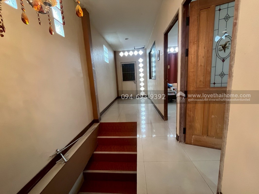 ขายทาวน์เฮ้าส์ 2 ชั้น หมู่บ้านการเคหะทุ่งสองห้อง ซอยกำแพงเพชร6 ซอย7 พื้นที่ 37.4 ตรว. ทำเลทอง ติดถนน 2 ด้าน ด้านหน้าบ้านกับหลังบ้าน คุ้มสุดๆ ราคาคุยกันได้