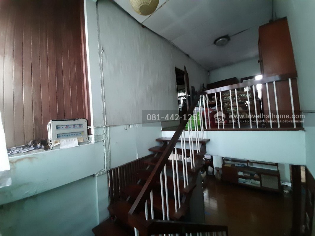 ขายที่ดินแถมบ้าน ซอยอุดมสุข30 แยก2 ถนนสุขุมวิท103 พื้นที่ 98 ตรว. ขาย 11.9 ล้านบาท ทำเลดี เข้าซอยเพียง 300 เมตร ใกล้ BTS อุดมสุข