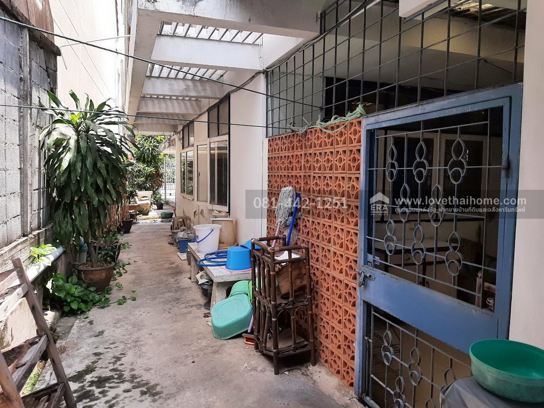 ขายที่ดินแถมบ้าน ซอยอุดมสุข30 แยก2 ถนนสุขุมวิท103 พื้นที่ 98 ตรว. ขาย 11.9 ล้านบาท ทำเลดี เข้าซอยเพียง 300 เมตร ใกล้ BTS อุดมสุข