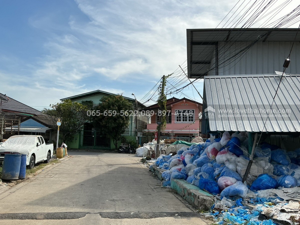 ขายที่ดินพร้อมโกดัง เทศบาลบางปู 91 ซ.คลองบ่อทอง 2/3 สมุทรปราการ พื้นที่ 70.10 ตร.วา โครงสร้างฐานรากแน่นหนา ใกล้นิคมอุตสาหกรรมบางปู และสถานีรถไฟฟ้า BTS การเคหะ ราคาพิเศษ/ต่อรองได้