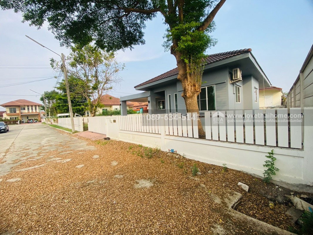 ขายบ้านเดี่ยว สุวินทวงศ์64 หมู่บ้านเครือวัลย์3 หลังมุม เนื้อที่เยอะมากสุดในหมู่บ้าน เนื้อที่ 120.4 ตรว. ตกแต่งใหม่ทั้งหลัง ราคา 3.3 ล้านบาท ราคานี้หาไม่ได้อีกแล้ว ใกล้รถไฟฟ้าสีชมพู ราคาถูกที่สุดไม่ต้องตกแต่งเพิ่ม สวยมาก