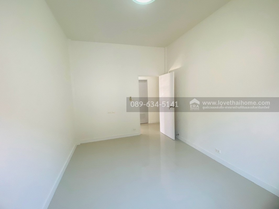 ขายบ้านเดี่ยว สุวินทวงศ์64 หมู่บ้านเครือวัลย์3 หลังมุม เนื้อที่เยอะมากสุดในหมู่บ้าน เนื้อที่ 120.4 ตรว. ตกแต่งใหม่ทั้งหลัง ราคา 3.3 ล้านบาท ราคานี้หาไม่ได้อีกแล้ว ใกล้รถไฟฟ้าสีชมพู ราคาถูกที่สุดไม่ต้องตกแต่งเพิ่ม สวยมาก