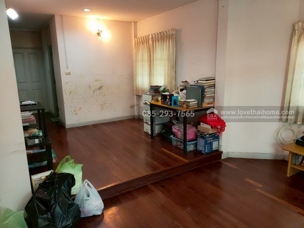 ขายบ้านเดี่ยว เทพารักษ์ หมู่บ้านทิพวัล1 พื้นที่ 54.6 ตารางวา หลังมุม ขายเพียงแค่3.75ล้านเท่านั้น ข้างในสภาพดี แค่ทาสีก็เหมือนบ้านใหม่แล้วครับ สภาพแบบนี้ ราคาเท่านี้หายากแล้วนะครับ 