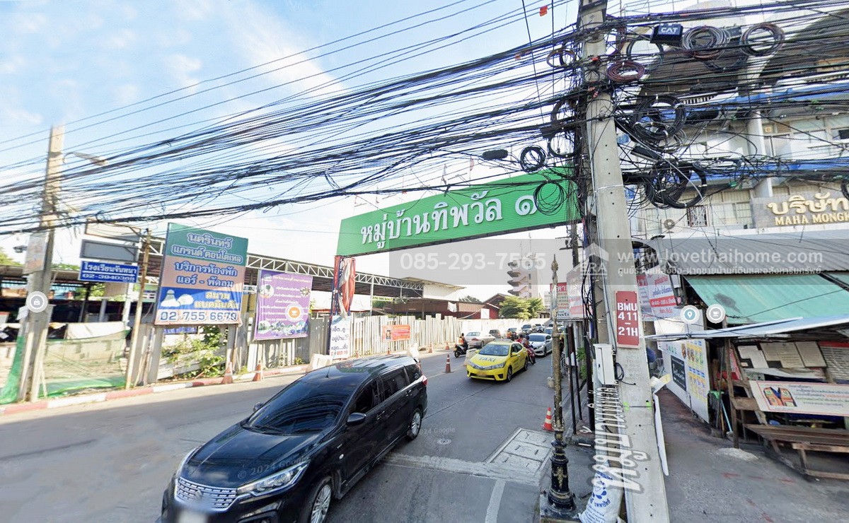 ขายบ้านเดี่ยว เทพารักษ์ หมู่บ้านทิพวัล1 พื้นที่ 54.6 ตารางวา หลังมุม ขายเพียงแค่3.75ล้านเท่านั้น ข้างในสภาพดี แค่ทาสีก็เหมือนบ้านใหม่แล้วครับ สภาพแบบนี้ ราคาเท่านี้หายากแล้วนะครับ 