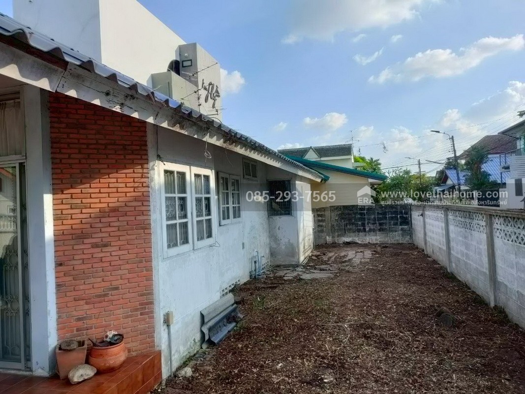 ขายบ้านเดี่ยว เทพารักษ์ หมู่บ้านทิพวัล1 พื้นที่ 54.6 ตารางวา หลังมุม ขายเพียงแค่3.75ล้านเท่านั้น ข้างในสภาพดี แค่ทาสีก็เหมือนบ้านใหม่แล้วครับ สภาพแบบนี้ ราคาเท่านี้หายากแล้วนะครับ 