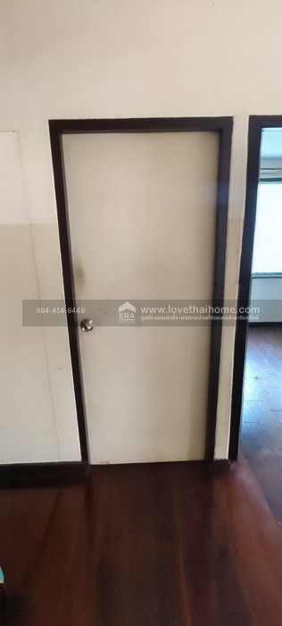 ขายบ้านเดี่ยว ลาดพร้าว 101 แยก 46 ใกล้รถไฟฟ้าลาดพร้าว101 พื้นที่ 42.5 ตรว. ราคานี้ไม่มีอีกแล้วในซอยนี้ จองด่วนเพียง 3.8 ล้านเท่านั้น เข้า-ออกได้หลายทางโพธิ์แก้ว และนวมินทร์