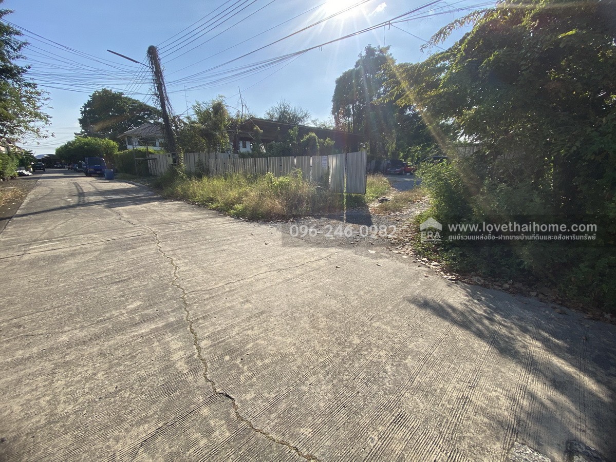 ขายที่ดิน รังสิตคลอง3-นครนายก โครงการเลคการ์เด้นท์วิลล์ ถมแล้ว 128 ตรว. ขายเพียงวาละ 28,000 บาท/ต่อรองได้ รูปแปลงสวย สี่เหลี่ยมจัตุรัส ด้านหลังติดคลองบรรยากาศดีน่าทำที่อยู่อาศัย ในหมู่บ้านมีความเป็นส่วนตัว เพื่อนบ้านนิสัยดี