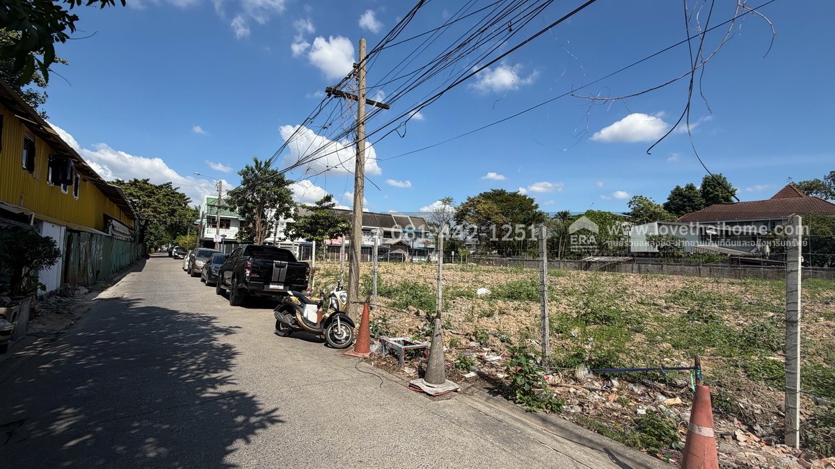 ขายที่ดิน ถนนพหลโยธิน54/4 ซอยกู้เกียรติ1 พื้นที่ 497 ตรว. ขาย 45 ล้านบาท ที่ดินแปลงมุม ถมแล้ว ทำเลแนวรถไฟฟ้าสายสีเขียว ใกล้สถานีแยก คปอ.