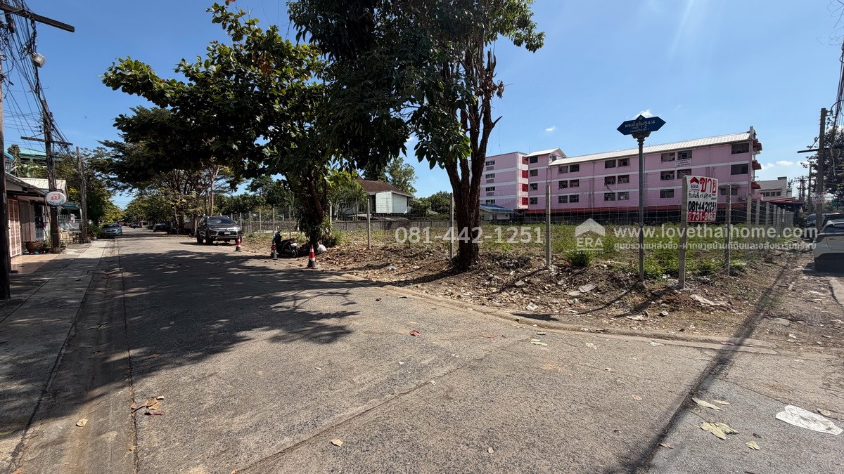 ขายที่ดิน ถนนพหลโยธิน54/4 ซอยกู้เกียรติ1 พื้นที่ 497 ตรว. ขาย 45 ล้านบาท ที่ดินแปลงมุม ถมแล้ว ทำเลแนวรถไฟฟ้าสายสีเขียว ใกล้สถานีแยก คปอ.