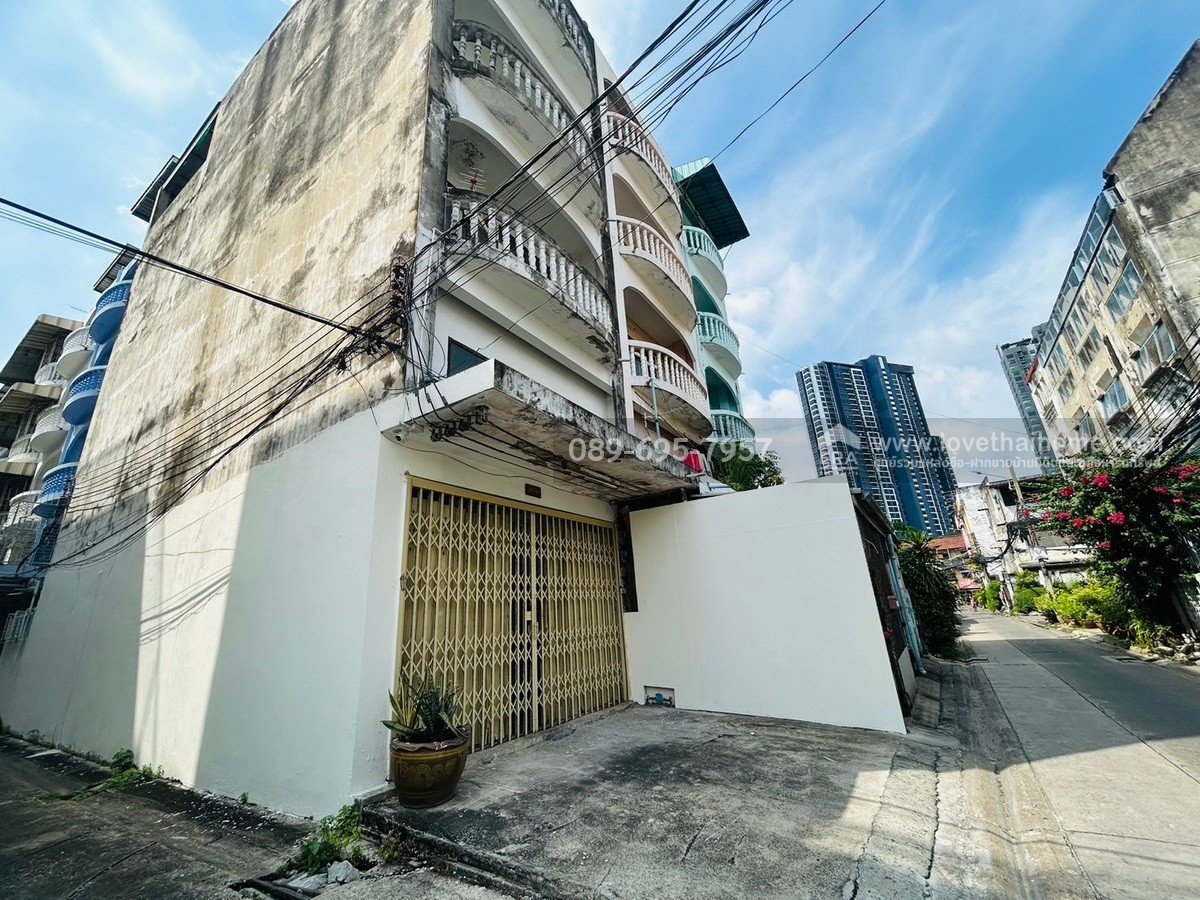 ขายอาคารพาณิชย์5ชั้น บางซื่อ ถนนประชาราษฏร์สาย1 ซอย10 (แยกโคกปู่แก่น) 13.8ตรว. ใกล้ MRT สถานีบางโพ รีโนเวทสวย พร้อมอยู่ ขาย4.9ล้าน (เช่า15,000บาท/เดือน)