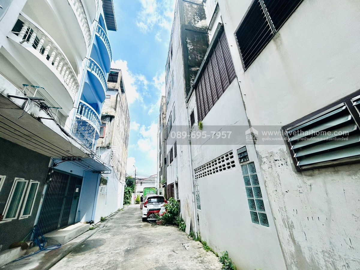 ขายอาคารพาณิชย์5ชั้น บางซื่อ ถนนประชาราษฏร์สาย1 ซอย10 (แยกโคกปู่แก่น) 13.8ตรว. ใกล้ MRT สถานีบางโพ รีโนเวทสวย พร้อมอยู่ ขาย4.9ล้าน (เช่า15,000บาท/เดือน)