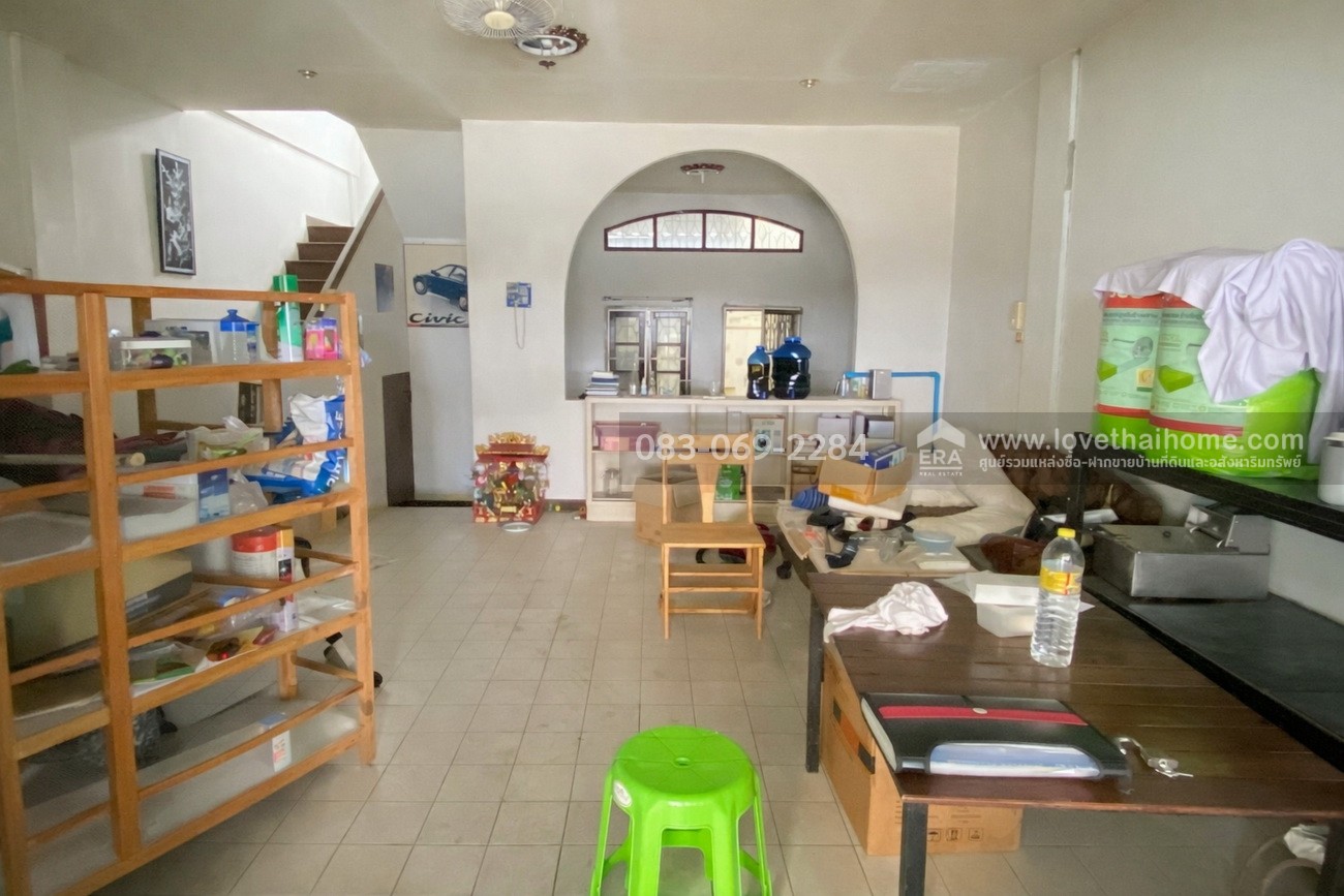 ขายทาวน์โฮม3ชั้น ลาดพร้าว62 หมู่บ้านพรรณวดี ลัดออกรัชดาภิเษก สี่แยกสุทธิสารได้ ภายใน 10 นาที พื้นที่28ตรว. ราคา 5.5 ล้าน อยู่ใกล้สถานีรถไฟฟ้าสายสีเหลือง-โชคชัย 4