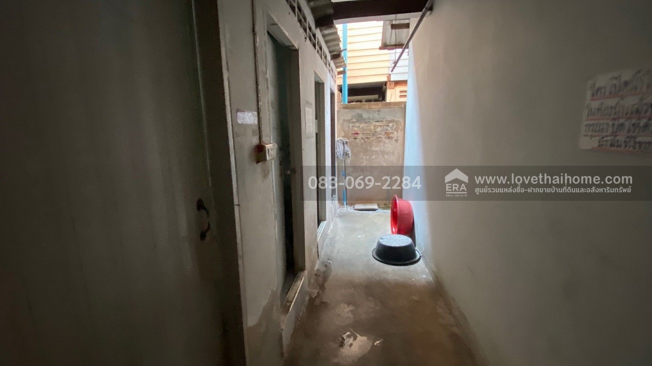 ขายที่ดินเจริญรัถ4 คลองสาน ลัดออกกรุงธนบุรี1 ได้ พื้นที่35ตรว. ใกล้ BTS วงเวียนใหญ่ ราคา 6.5 ล้าน สร้างตึกอาคารได้สบาย(ผังเมืองสีแดง)