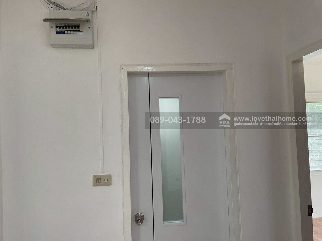 ขายบ้านเดี่ยว หมู่บ้านจามจุรี ซอยกิ่งแก้ว41 พื้นที่ 50 ตารางวา ขาย 2.59 ล้านบาท บ้านสภาพนางฟ้า พร้อมเข้าอยู่ ใครที่อยากได้บ้านย่านนี้ ต้องรีบตัดสินใจด่วนนะคะ