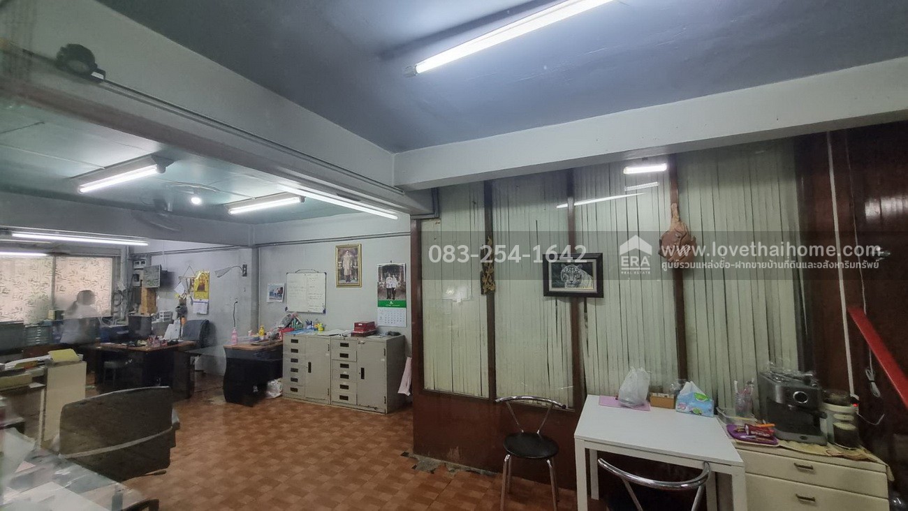 ขายตึกแถว4.5ชั้น เจริญนคร เชื่อมต่อสาทร–ธนบุรี ซ.สมเด็จพระเจ้าตากสิน 27 พื้นที่30.2ตรว. 2คูหา ราคาเพียง 10 ล้านบาท (ถูกมากเมื่อเทียบทำเล) ราคานี้หาได้ยากมากในย่านนี้