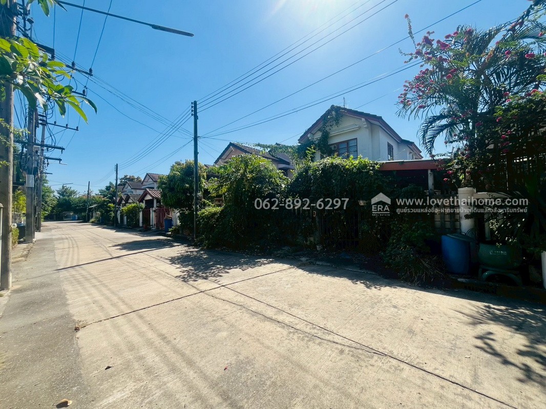 ขายบ้านแฝด 2 ชั้น โครงการชวนชื่นการ์เด้นท์วิลล์ บางเดื่อ-ปทุมธานี พื้นที่ 41.6 ตารางวา ราคาเพียงแค่ 2.4 ล้านบาท ราคาถูกที่สุดในหมู่บ้าน คุ้มค่า บ้านดี ทำเลดี ราคาดีความคุ้มค่าที่หาไม่ได้ง่ายๆ ในทำเลนี้