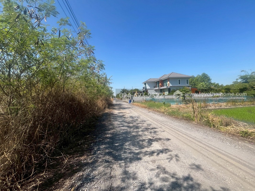 ขายที่ดินเปล่า ซอยคลองหกตะวันออก60 คลองหลวง ปทุมธานี พื้นที่ 724 ตรว. ขาย 6 ล้านบาท ที่สวย ทำเลเหมาะปลูกบ้านพักอาศัยหรือบริษัท เร่งขายด่วน ถูกๆ ไม่อยากจ่ายภาษีรายปีจร้า (คุยด่วนๆค่ะ)