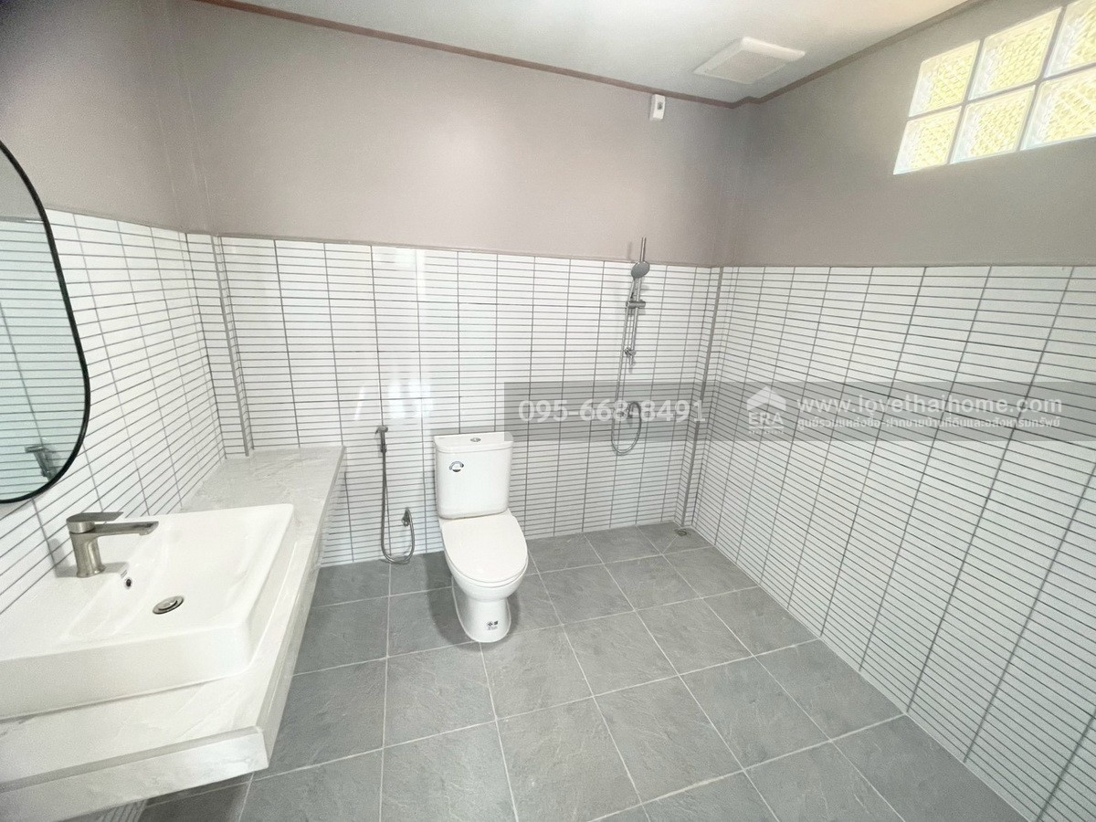 ขายบ้านเดี่ยว หนองเสือ-คลอง8 ซ.บึงบอน30/2 ปทุมธานี พื้นที่200ตรว. ราคา3.5ล้าน บ้านสร้างใหม่ทั้งหลัง ตัวบ้านมีพื้นที่เยอะ พร้อมอยู่อาศัยได้เลย