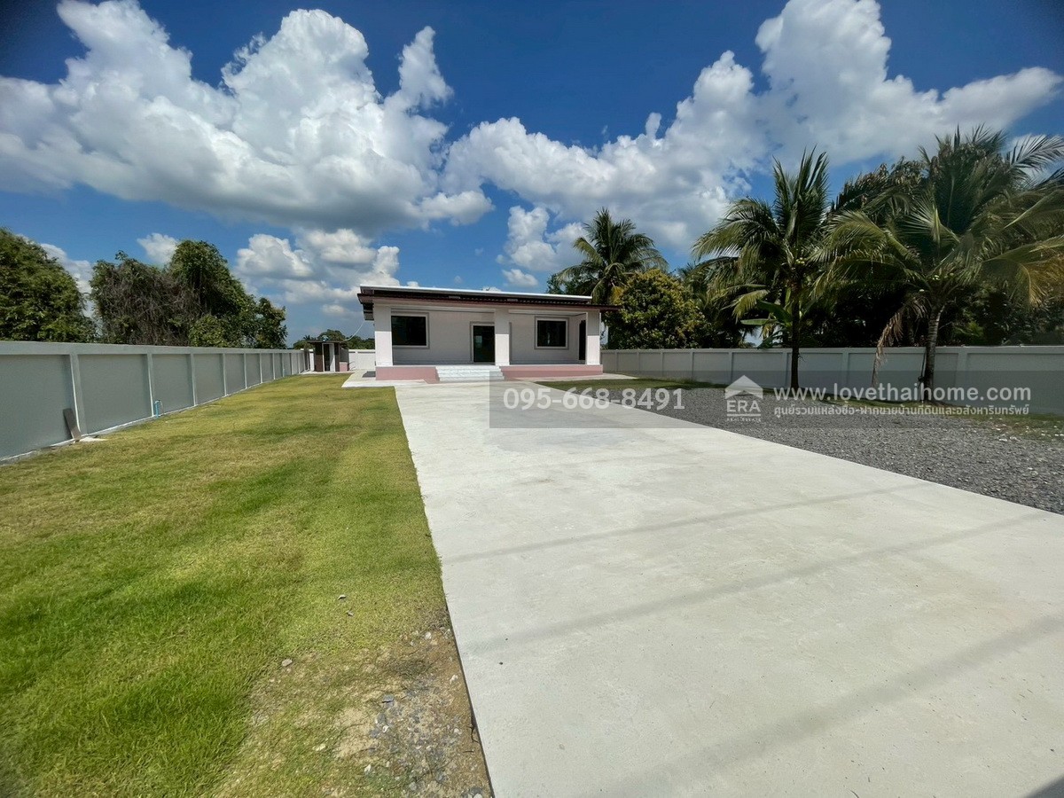 ขายบ้านเดี่ยว หนองเสือ-คลอง8 ซ.บึงบอน30/2 ปทุมธานี พื้นที่200ตรว. ราคา3.5ล้าน บ้านสร้างใหม่ทั้งหลัง ตัวบ้านมีพื้นที่เยอะ พร้อมอยู่อาศัยได้เลย