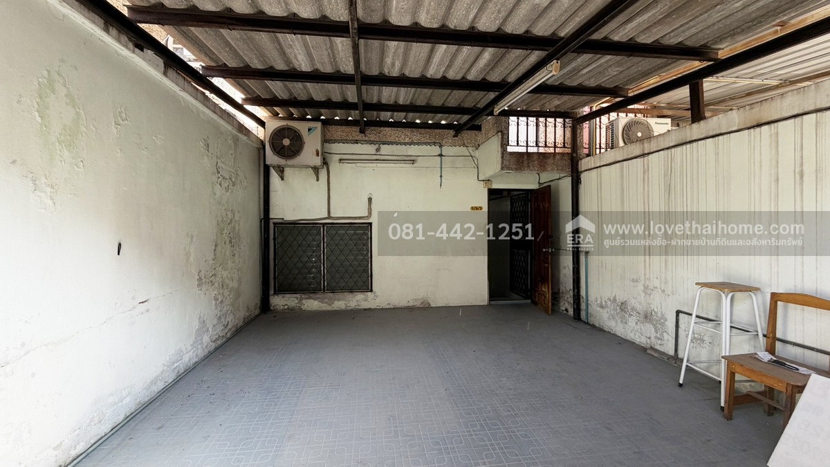 ขายทาวน์เฮ้าส์2ชั้นถนนพระราม9 ซอย13 ซอยโพธิ์หิรัญอุทิศ หมู่บ้านวิจิตชัย พื้นที่ 23 ตรว. ขาย 3.4 ล้านบาท ทำเลใจกลางพระราม9 ใกล้ MRT ศูนย์วัฒนธรรม