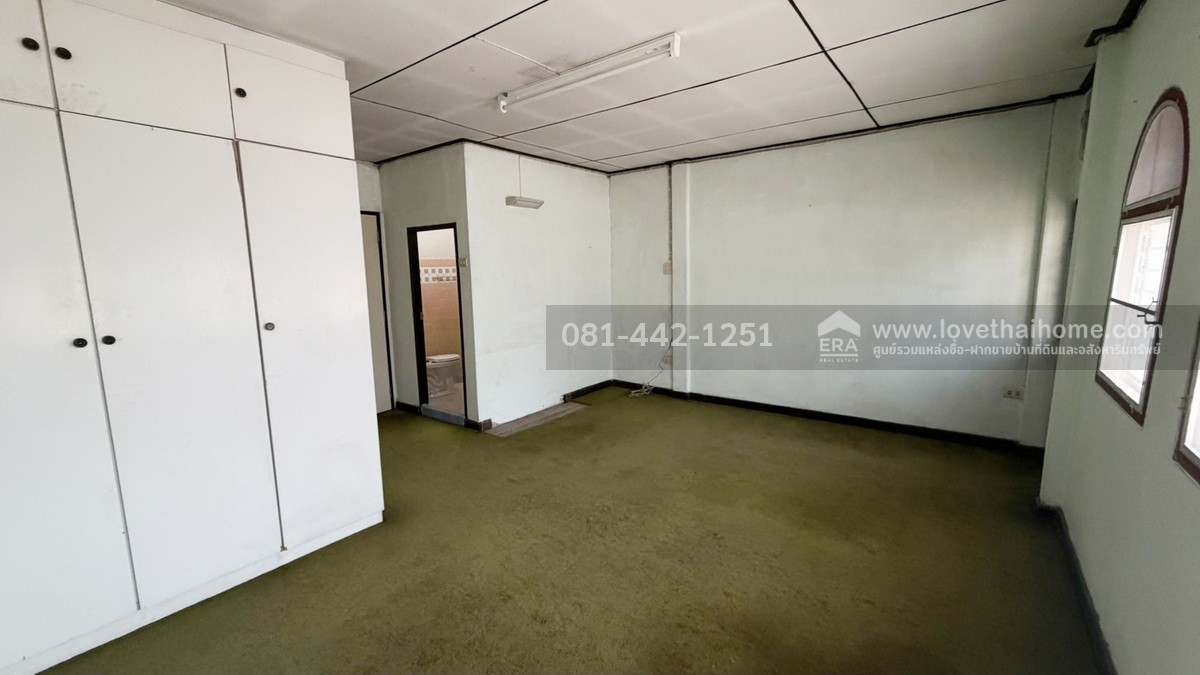 ขายทาวน์เฮ้าส์2ชั้นถนนพระราม9 ซอย13 ซอยโพธิ์หิรัญอุทิศ หมู่บ้านวิจิตชัย พื้นที่ 23 ตรว. ขาย 3.4 ล้านบาท ทำเลใจกลางพระราม9 ใกล้ MRT ศูนย์วัฒนธรรม