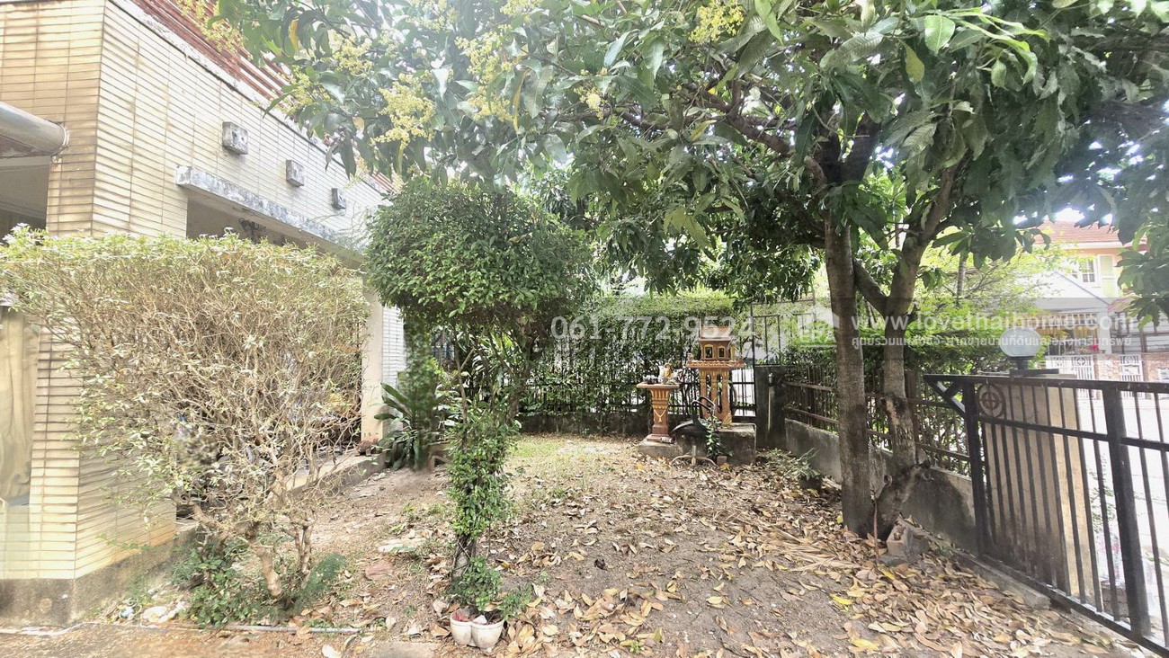 ขายบ้านเดี่ยว หมู่บ้านโฮมเพลส รัตนาธิเบศร์ ถ.บางกรวย-ไทรน้อย นนทบุรี พื้นที่57ตรว. ราคาถูกเพียง4.4ล้าน ต่ำกว่าตลาด