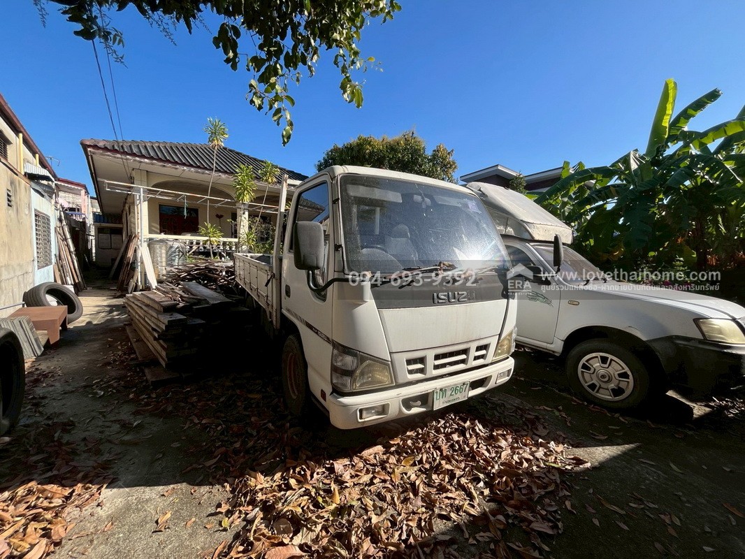 ขายบ้านเดี่ยว ซอยพระยาสุเรนทร์30 แยก6 พื้นที่ 153 ตรว. พื้นที่มากแบบนี้ไม่มีอีกแล้ว ขายเพียง 4.85 ล้านบาทเท่านั้น ทำเลดี ติดถนน 2 ด้าน ใกล้รถไฟฟ้าสายสีชมพู สถานีบางชัน