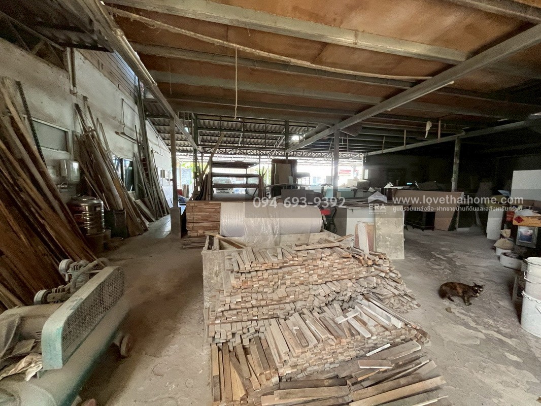 ขายที่ดิน ซอยพระยาสุเรนทร์30 แยก6/1 พร้อมแถม! โรงงานเฟอร์นิเจอร์ ฟรีค่ะ พื้นที่ 313 ตรว. ขาย เพียง18 ล้านบาท ทำเลเดินทางสะดวกมากๆ ด่วนๆ ราคาคุยได้สุดๆ