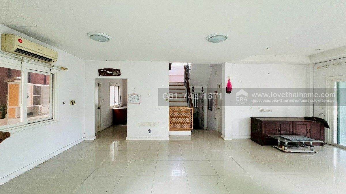 ขายบ้านเดี่ยว ศุภาลัย คอร์ทยาร์ด บางบัวทอง จ.นนทบุรี ทำเลดี ต้นโครงการ ซอย11 ราคาถูกและดีที่สุด บนพื้นที่ 50.8 ตรว. ขายแค่ 2.99 ล้านบาท สภาพบ้านต้องปรับปรุงนิดหน่อย รีบหน่อย คุยราคาได้