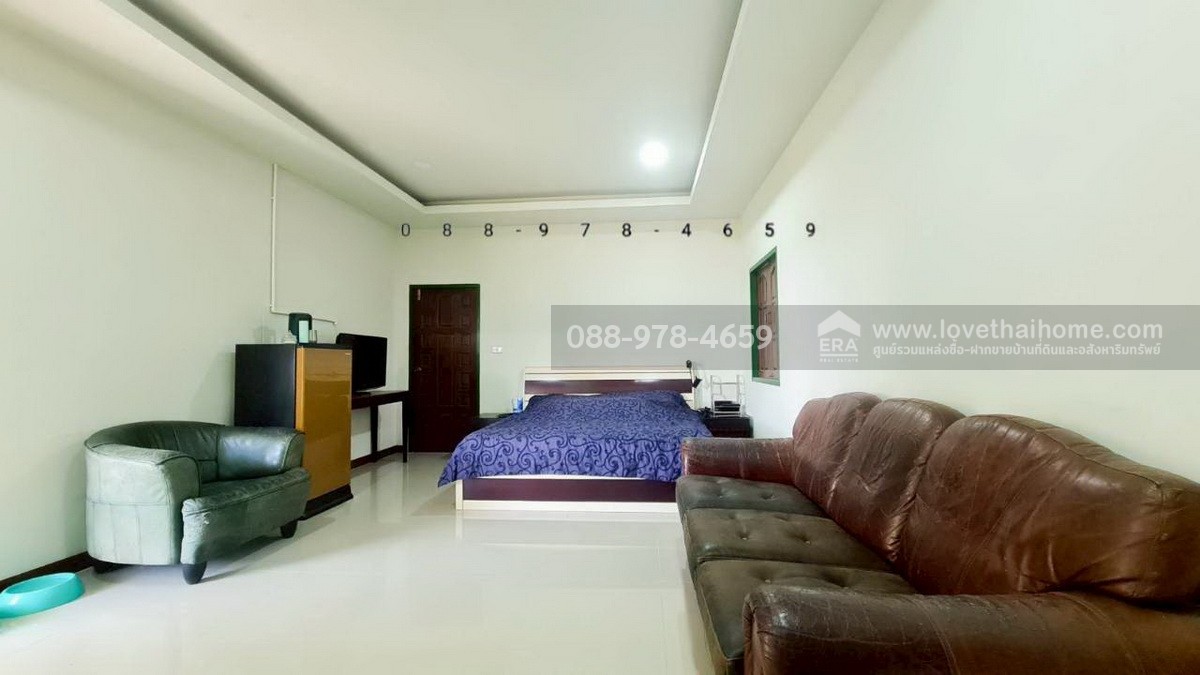 ขายบ้านเดี่ยว 2 ชั้น ลำลูกกา คลอง14 บึงคอไห ปทุมธานี พื้นที่ 200 ตรว. ขาย 3.8 ล้านบาท ติดบริษัทไทยภักดี ใกล้สนามกอล์ฟเรนวูด ปาร์ค เพียง 7 กม. บรรยากาศดี พร้อมอยู่ อายุ 2 ปี (บ้านใหม่)