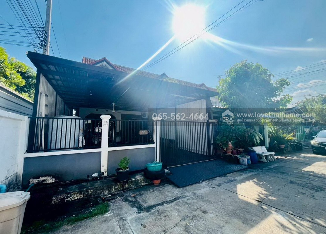 ขายทาวน์เฮ้าส์ 2 ชั้น หมู่บ้านแพรมาพร เพลส รังสิต คลอง4 ปทุมธานี พื้นที่ 37 ตรว. หลังมุม สวย รีโนเวทแล้ว ขายเพียง 1.99 ล้านบาทเท่านั้น