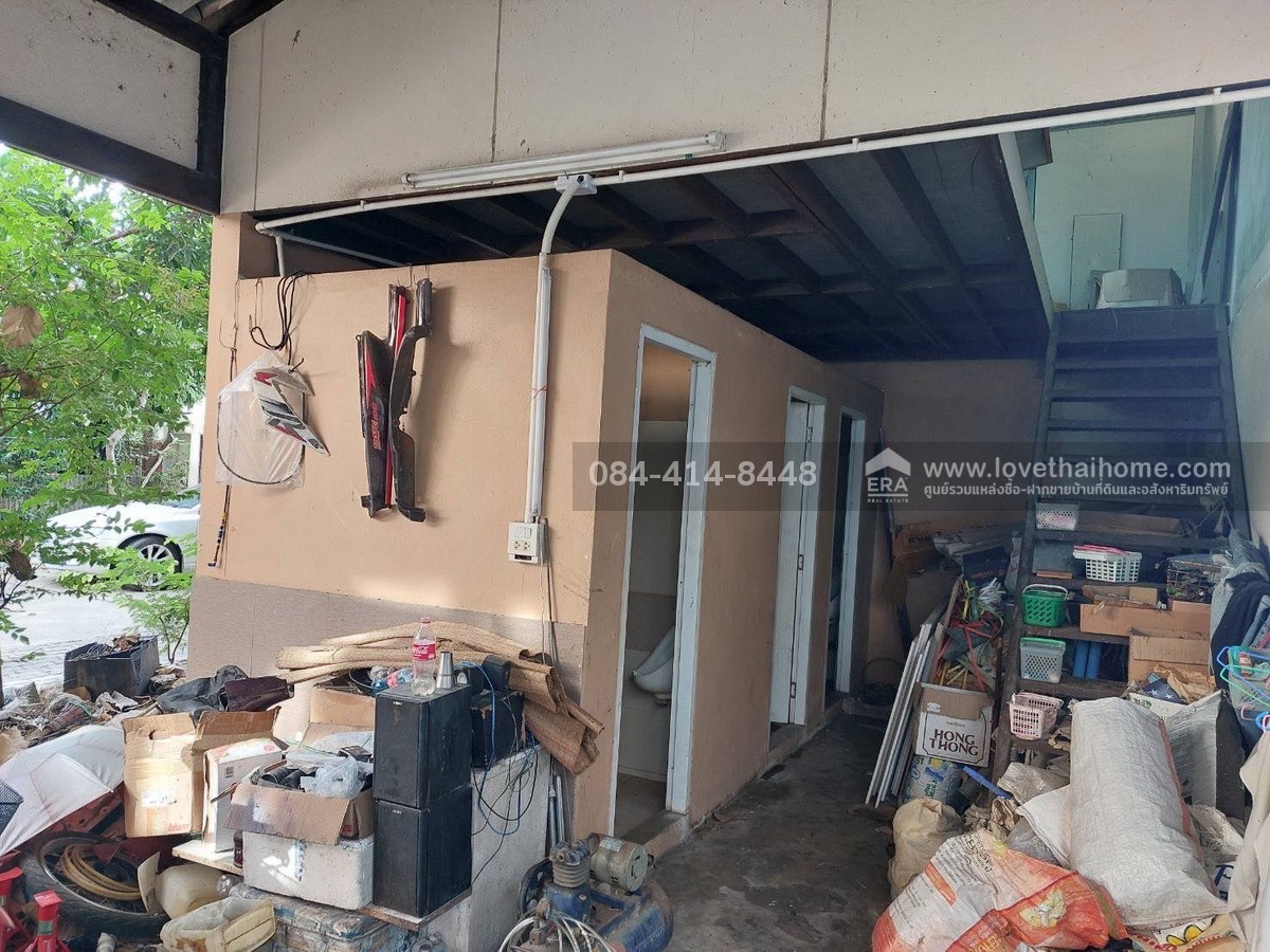 ขายบ้านเดี่ยว ลาดพร้าว107 แยก27 ย่านบางกะปิ พื้นที่101ตรว. จอดรถได้ 7 คัน ใกล้ ม.รัตนบัณฑิต และรพ.เวชธานี ใกล้รถไฟฟ้าลาดพร้าว101 ขายถูกเหลือเชื่อ เพียง7.9ล้านบ้าน ด่วนๆ รีบจอง