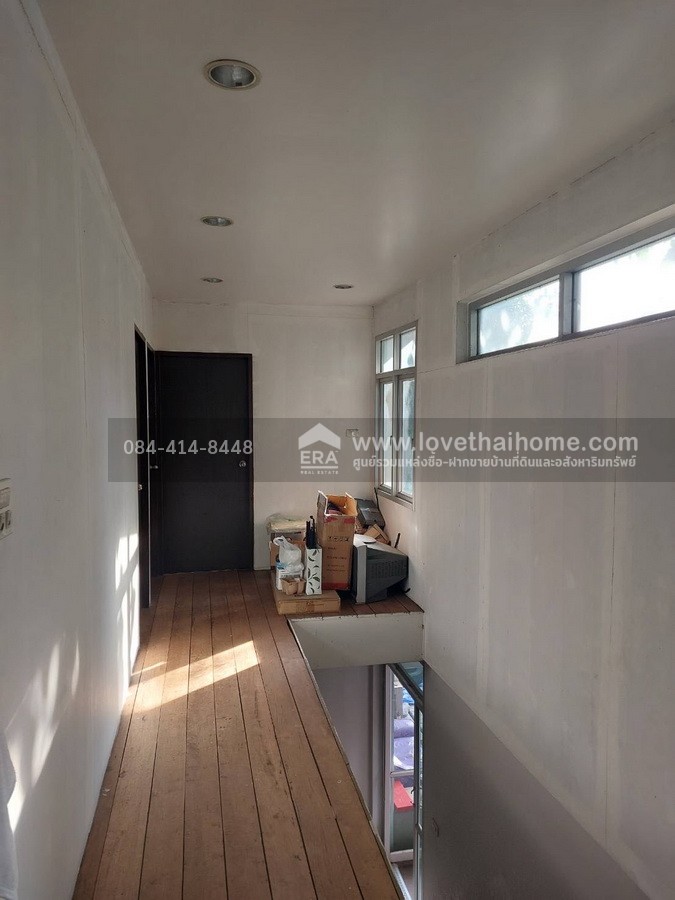 ขายบ้านเดี่ยว ลาดพร้าว107 แยก27 ย่านบางกะปิ พื้นที่101ตรว. จอดรถได้ 7 คัน ใกล้ ม.รัตนบัณฑิต และรพ.เวชธานี ใกล้รถไฟฟ้าลาดพร้าว101 ขายถูกเหลือเชื่อ เพียง7.9ล้านบ้าน ด่วนๆ รีบจอง