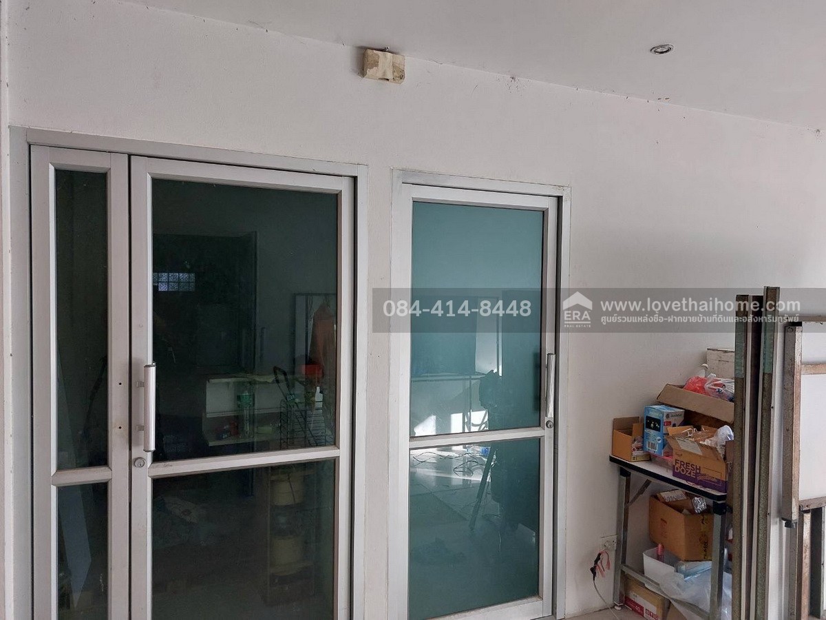 ขายบ้านเดี่ยว ลาดพร้าว107 แยก27 ย่านบางกะปิ พื้นที่101ตรว. จอดรถได้ 7 คัน ใกล้ ม.รัตนบัณฑิต และรพ.เวชธานี ใกล้รถไฟฟ้าลาดพร้าว101 ขายถูกเหลือเชื่อ เพียง7.9ล้านบ้าน ด่วนๆ รีบจอง