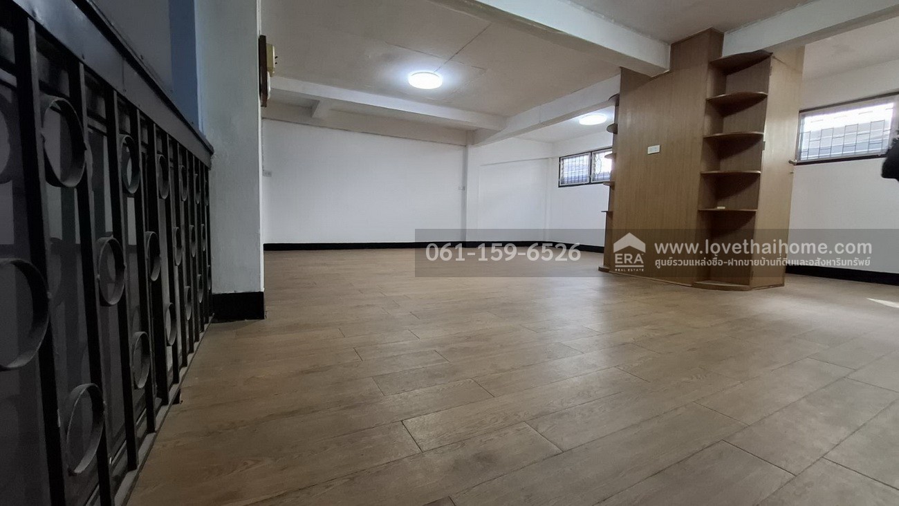 ขายตึกแถว สุขสวัสดิ์37/6 พระประแดง สมุทรปราการ มี2ห้อง26ตร.วา ปรับปรุงใหม่สภาพดีมาก พร้อมอยู่ ราคา8.4ล้านบาท ใกล้ถนนวงแหวนอุตสหกรรม เหมาะทำสำนักงาน และอยู่อาศัย