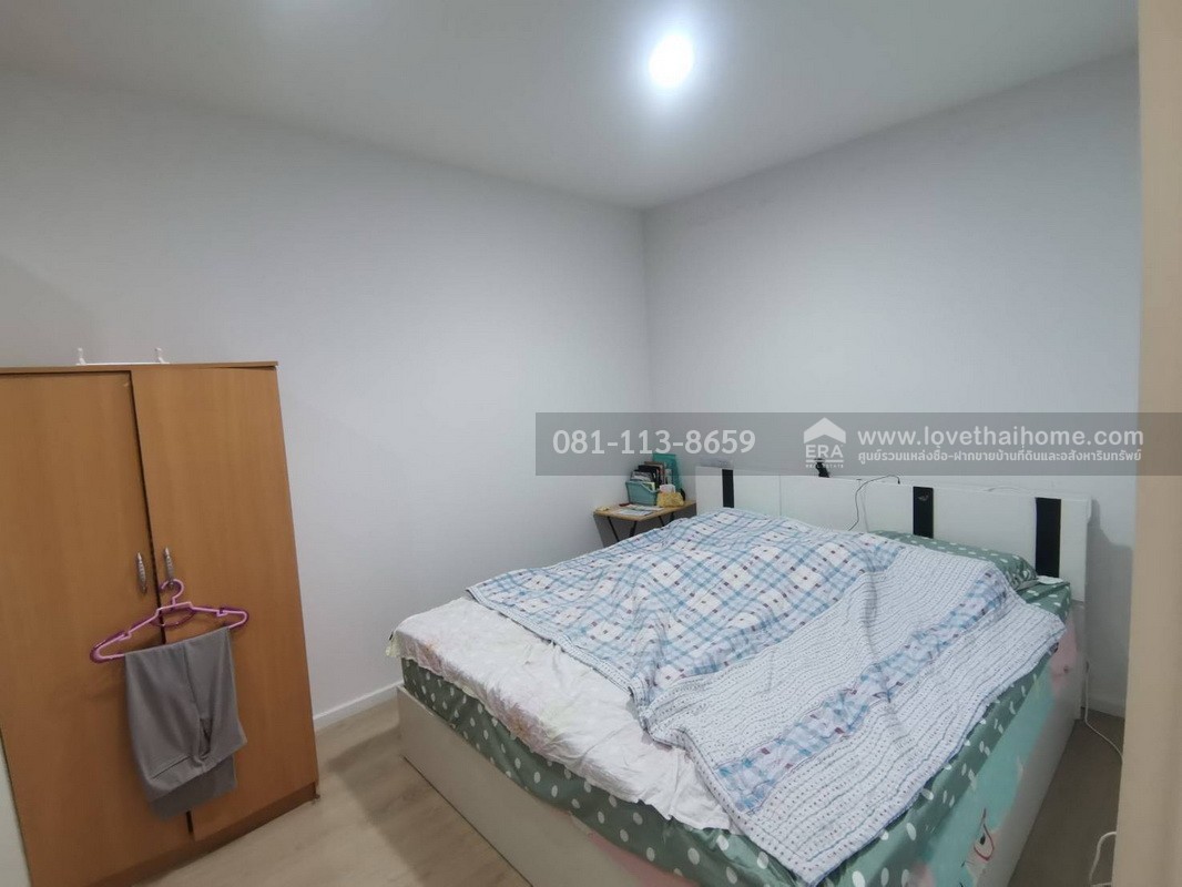 ขายทาวน์เฮ้าส์ 3 ชั้น ซอยอ่อนนุช17 หมู่บ้านบ้านกลางเมือง-สุขุมวิท77 พื้นที่ 20 ตรว. ขาย 7 ล้านบาท อยู่หน้าโครงการ ถ้าเห็นแล้วต้องชอบ ใกล้รถไฟฟ้า 2 สาย