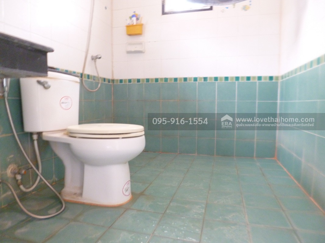 ขายบ้านเดี่ยว หมู่บ้านภัสสร12 ถนนเลียบคลองสาม หลังมุม เนื้อที่ 82 ตารางวา บ้านไซต์ใหญ่ ราคาถูกสุดในโครงการ ขายเพียง 3.3 ล้านบาท ร่มรื่น ปลอดภัย ออกถนนรังสิต-นครนายก (305) เพียง 4 กม.