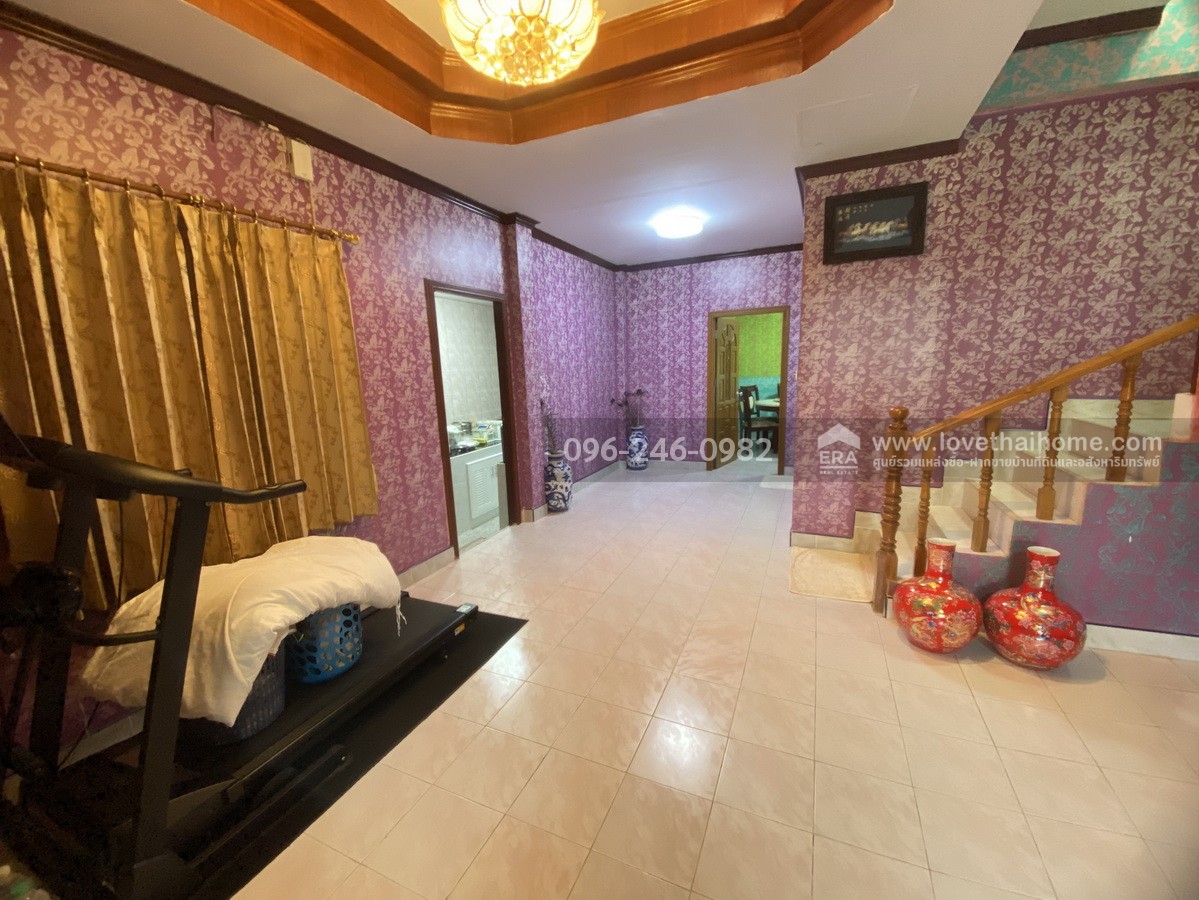 ขายบ้านเดี่ยว วัดลาดปลาดุก(1002) บางใหญ่ หมู่บ้านพบทอง-บางบัวทอง นนทบุรี แปรงริม 37.8ตรว. ราคาเพียง2.4ล้านบาท รีโนเวทใหม่ทั้งหลังพร้อมอยู่