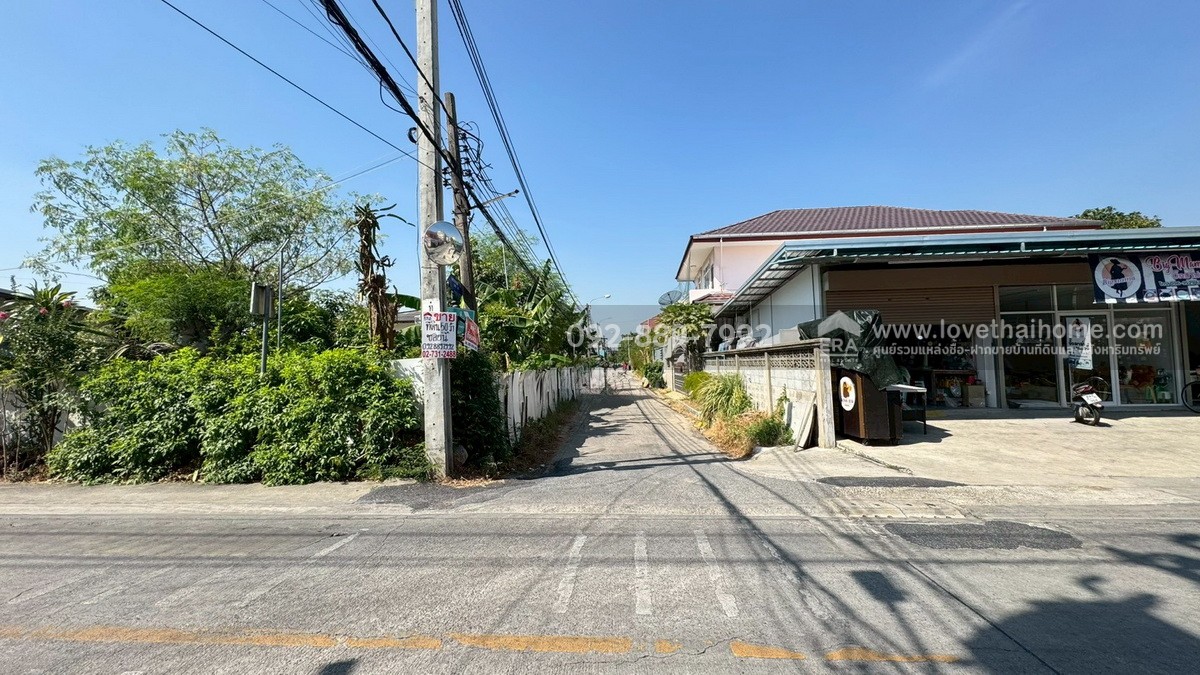 ขายที่ดิน ถนนเพชรเกษม79 ซอย14 พื้นที่ 50 ตรว. ขาย 1.4 ล้านบาท ทำเลดี ใกล้ตลาดสด เพชรเกษม79